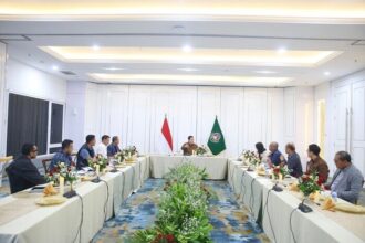 Ketua Umum PSSI Erick Thohir memimpin rapat strategis bersama jajaran Exco PSSI untuk membahas persiapan Kongres 4 Juni dan roadmap Timnas Indonesia.