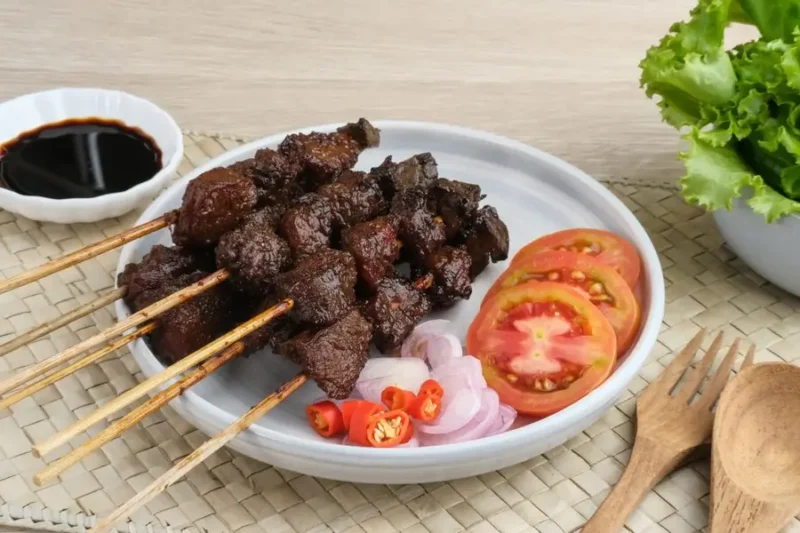 Resep Sate Kambing Ala Chef Devina Hermawan, Menu Wajib Iduladha yang Menggugah Selera