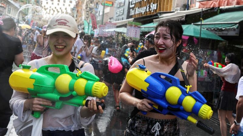 Songkran 2025 Diduga Pemicu Lonjakan Kasus Covid-19 di Thailand
