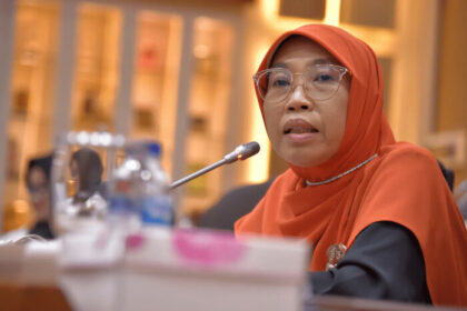 Legislator Komisi IX DPR, Netty Prasetyani, meminta Pemerintah tidak mengabaikan ancaman gelombang baru Covid-19 yang meningkat di Asia Tenggara.