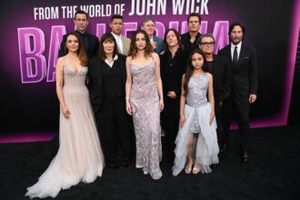 Para pemain film Spin-off film John Wick berjudul Ballerina, yang dibintangi Ana de Armas dan Keanu Reeves, akan tayang digital mulai 1 Juli 2025.