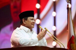 Survei LSI: Prabowo-Gibran mendapat 81% dukungan publik, mayoritas masyarakat nilai pemerintahan berada di jalur yang tepat.