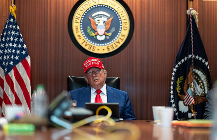 Presiden AS Donald Trump tegaskan pesawat jet tempur Angkatan Udara Israel sudah kembali ke pangkalan setelah seruan dari untuk menahan diri dan tidak melakukan serangan balasan.