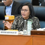 Menteri Keuangan Sri Mulyani memastikan penyaluran bansos sembako hampir mencapai target nasional, dengan cakupan lebih dari 18 juta penerima manfaat.