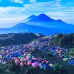 5 Gunung di Indonesia yang Jadi Tantangan Ekstrem Bagi Pendaki Berpengalaman