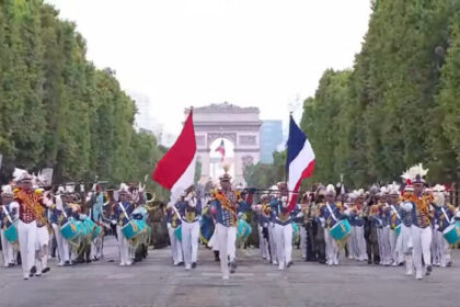 Pasukan gabungan TNI tampil mewakili Indonesia dalam parade Bastille Day 2025 di Paris, menunjukkan perpaduan kekuatan militer dan kebudayaan nasional.Pasukan gabungan TNI tampil mewakili Indonesia dalam parade Bastille Day 2025 di Paris, menunjukkan perpaduan kekuatan militer dan kebudayaan nasional.Pasukan gabungan TNI tampil mewakili Indonesia dalam parade Bastille Day 2025 di Paris, menunjukkan perpaduan kekuatan militer dan kebudayaan nasional.Pasukan gabungan TNI tampil mewakili Indonesia dalam parade Bastille Day 2025 di Paris, menunjukkan perpaduan kekuatan militer dan kebudayaan nasional.Pasukan gabungan TNI tampil mewakili Indonesia dalam parade Bastille Day 2025 di Paris, menunjukkan perpaduan kekuatan militer dan kebudayaan nasional.Pasukan gabungan TNI tampil mewakili Indonesia dalam parade Bastille Day 2025 di Paris, menunjukkan perpaduan kekuatan militer dan kebudayaan nasional.Pasukan gabungan TNI tampil mewakili Indonesia dalam parade Bastille Day 2025 di Paris, menunjukkan perpaduan kekuatan militer dan kebudayaan nasional.Pasukan gabungan TNI tampil mewakili Indonesia dalam parade Bastille Day 2025 di Paris, menunjukkan perpaduan kekuatan militer dan kebudayaan nasional.Pasukan gabungan TNI tampil mewakili Indonesia dalam parade Bastille Day 2025 di Paris, menunjukkan perpaduan kekuatan militer dan kebudayaan nasional.Pasukan gabungan TNI tampil mewakili Indonesia dalam parade Bastille Day 2025 di Paris, menunjukkan perpaduan kekuatan militer dan kebudayaan nasional.Pasukan gabungan TNI tampil mewakili Indonesia dalam parade Bastille Day 2025 di Paris, menunjukkan perpaduan kekuatan militer dan kebudayaan nasional.Pasukan gabungan TNI tampil mewakili Indonesia dalam parade Bastille Day 2025 di Paris, menunjukkan perpaduan kekuatan militer dan kebudayaan nasional.Pasukan gabungan TNI tampil mewakili Indonesia dalam parade Bastille Day 2025 di Paris, menunjukkan perpaduan kekuatan militer dan kebudayaan nasional.Pasukan gabungan TNI tampil mewakili Indonesia dalam parade Bastille Day 2025 di Paris, menunjukkan perpaduan kekuatan militer dan kebudayaan nasional.