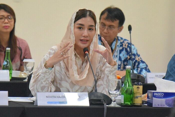 Anggota Komisi VII DPR RI, Novita Hardini, menyoroti pentingnya sinergi antara eksekutif, legislatif, dan pemerintah daerah untuk mengatasi overkapasitas industri semen.