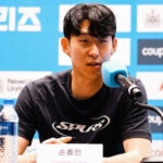 Son Heung-min resmi umumkan perpisahan dari Tottenham Hotspur di hadapan publik Korea Selatan menjelang laga kontra Newcastle.