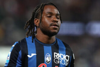 Lookman kembali ke Zingonia usai batal ke Inter, Atalanta siapkan sanksi disiplin.