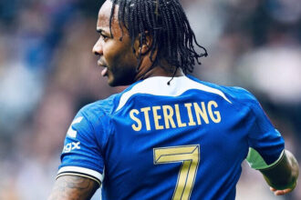 Fulham incar Raheem Sterling dari Chelsea pada bursa transfer musim panas 2025, peluang terbuka karena The Blues siap melepas sang winger.