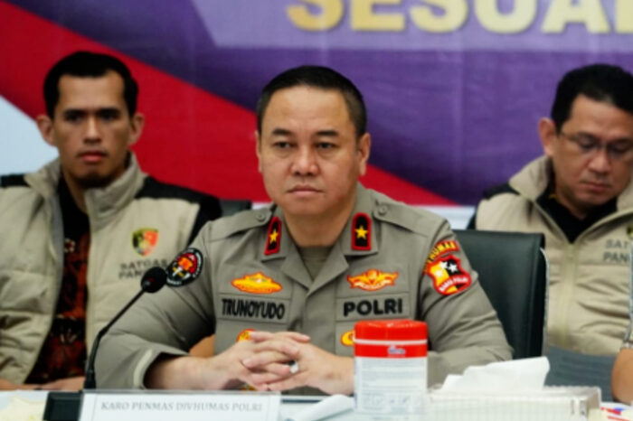 Polri melalui Satgas Pangan melakukan pemantauan ketat terhadap 63.688 pasar di seluruh Indonesia guna menekan peredaran beras yang tidak sesuai standar mutu. Tiga petinggi PT FS ditetapkan sebagai tersangka dalam kasus ini.