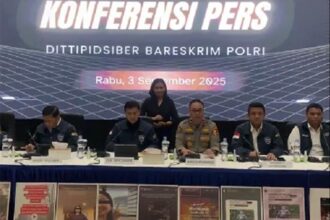 Polri menahan tersangka LFK terkait konten ajakan membakar Mabes Polri yang tersebar di media sosial.