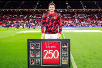 Harry Maguire tetap jadi prioritas Manchester United dalam rencana jangka panjang lini pertahanan.